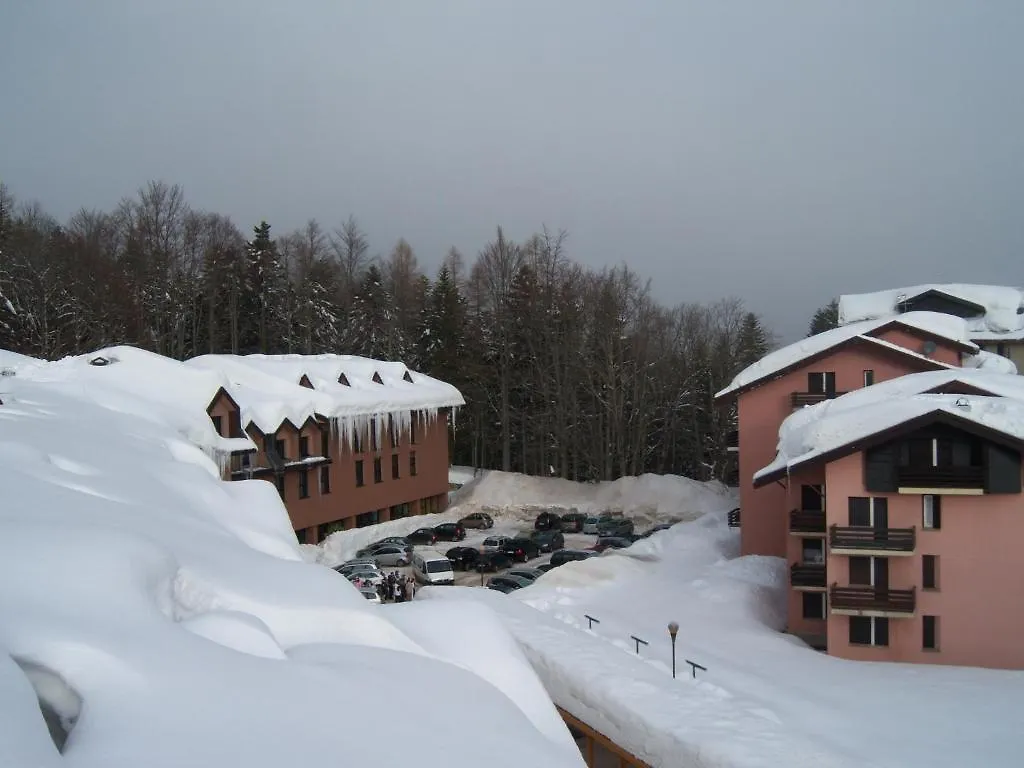Hotel Residence Boscolungo アベトーネ